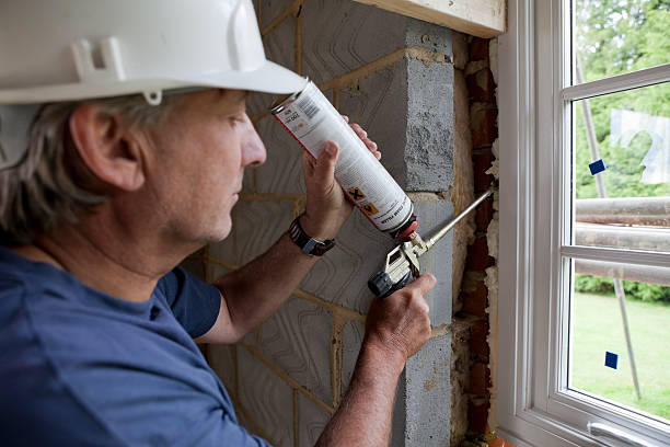 Best Insulation Installation Services in Uniontown, AL